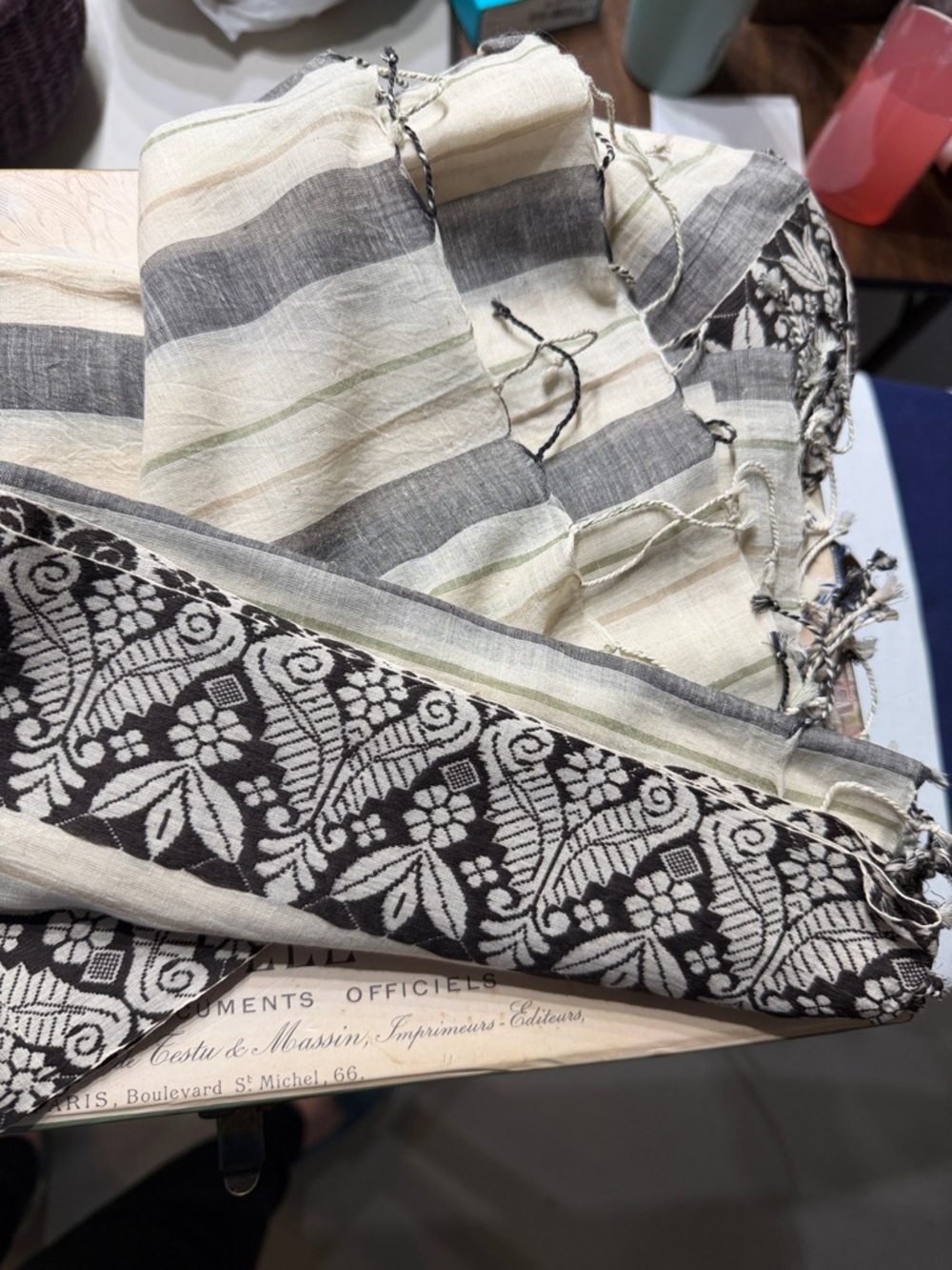 Indigo Handloom Floral-Trim Woven Scarf in Cream & Gray